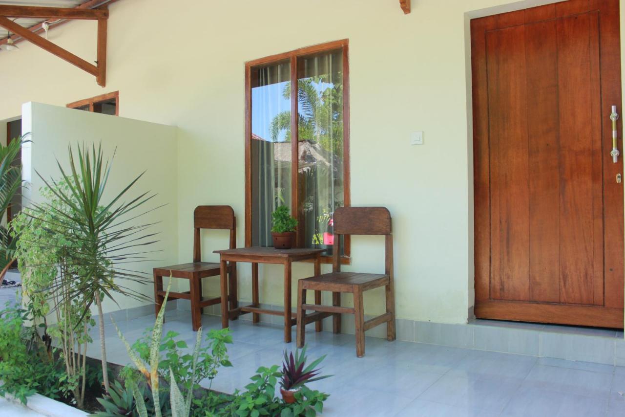 Herry Homestay Kuta  Exteriör bild