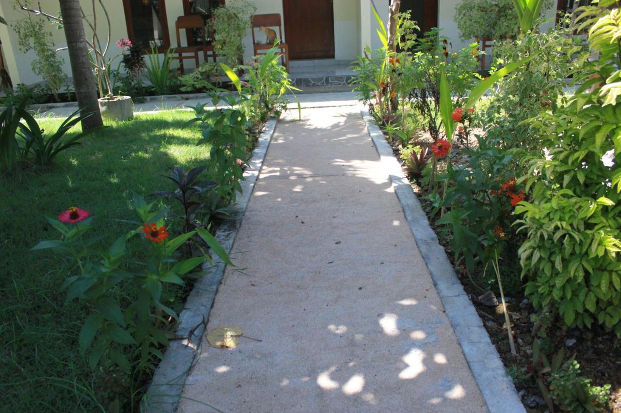 Herry Homestay Kuta  Exteriör bild